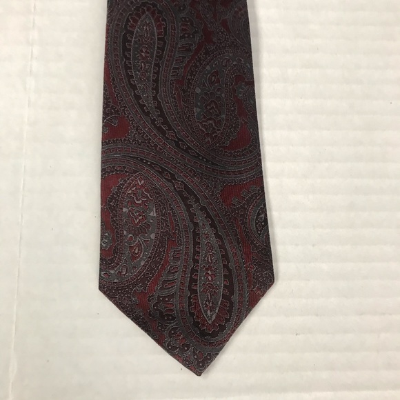 Tie Brand New Maroon Gray Paisley by Mark Alexander - Picture 6 of 10